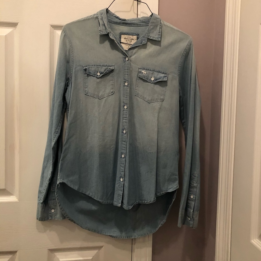 Abercrombie & Fitch Top